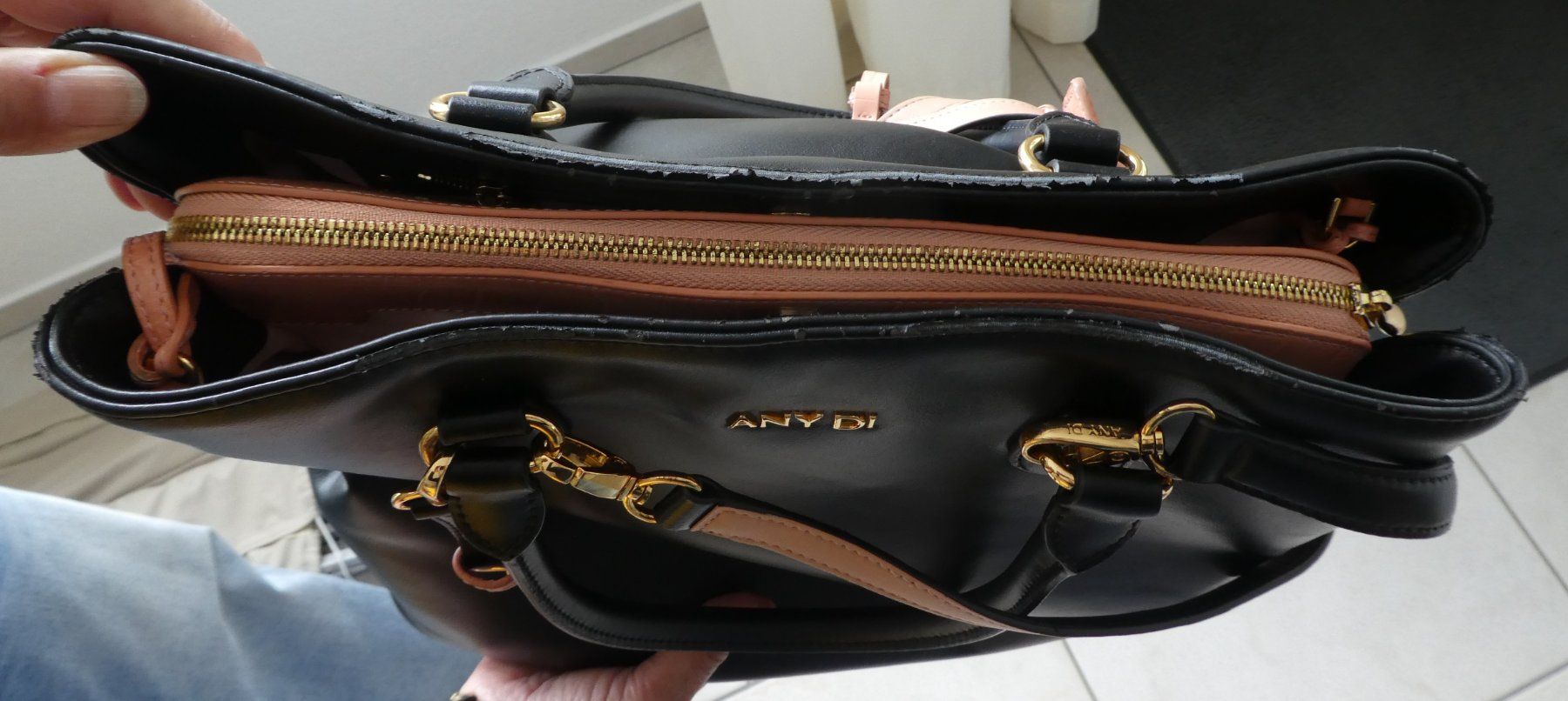 Borse da donna: Leder Handtasche ANY DI – Usato da Goldau venduto da Aizo 1