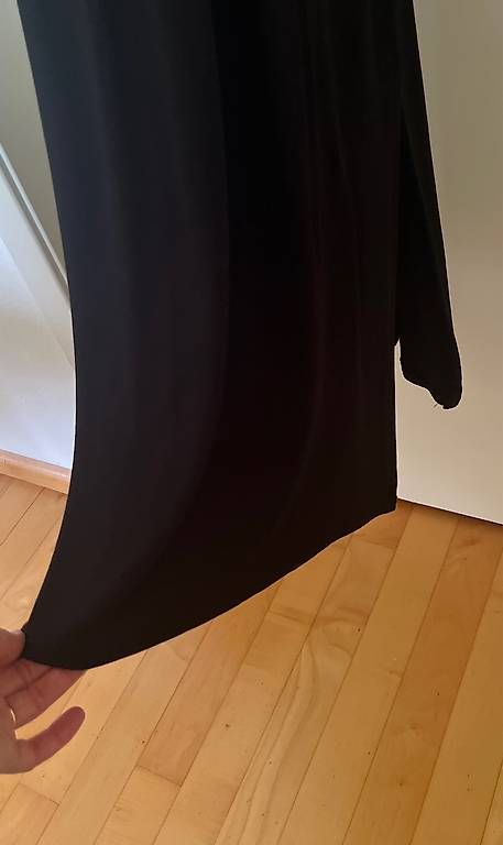 Vestiti: LASCANA Viscose Maxikleid schwarz Gr. S – Usato da Basel venduto da Findus78 4
