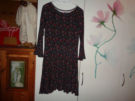*** Hübsches Blümchenkleid *** / von Laura Scott