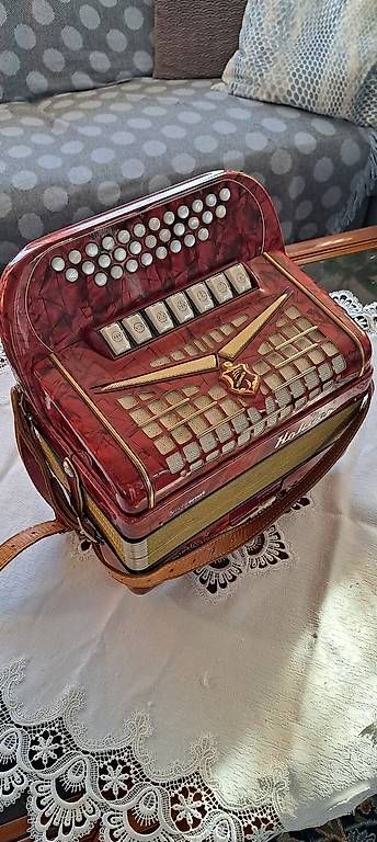 Musikinstrumente: " Accordéon diatonique " HOHNER – Gebraucht aus Porrentruy von cht_2dzf 4