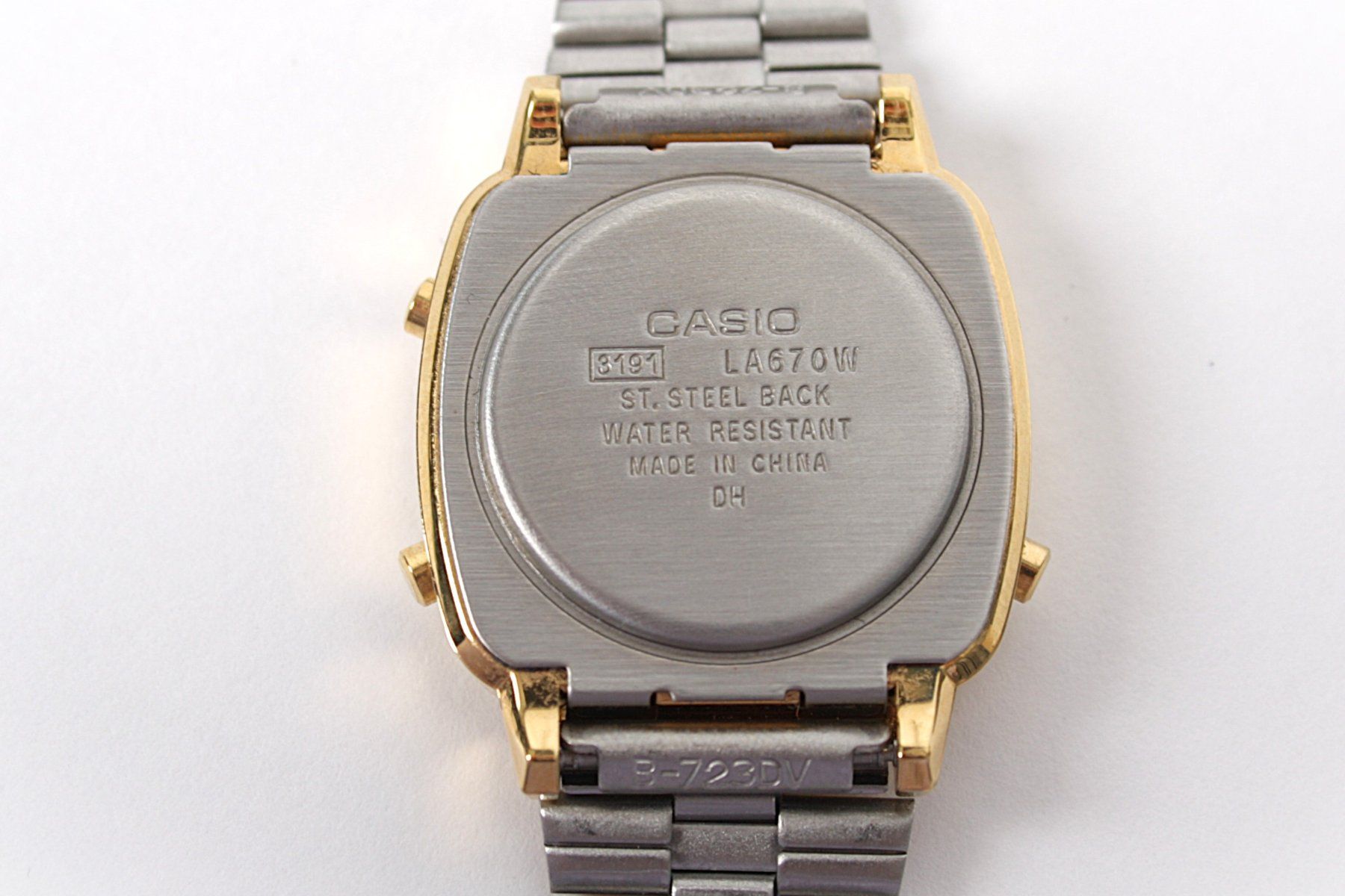 Casio Montres: CASIO Damenuhr – D'occasion à Zollikofen par Restwert_Zollikofen 8