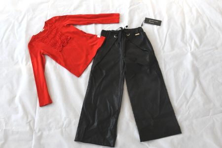 Neu Hose ( Lederimitat ) Guess gr 128