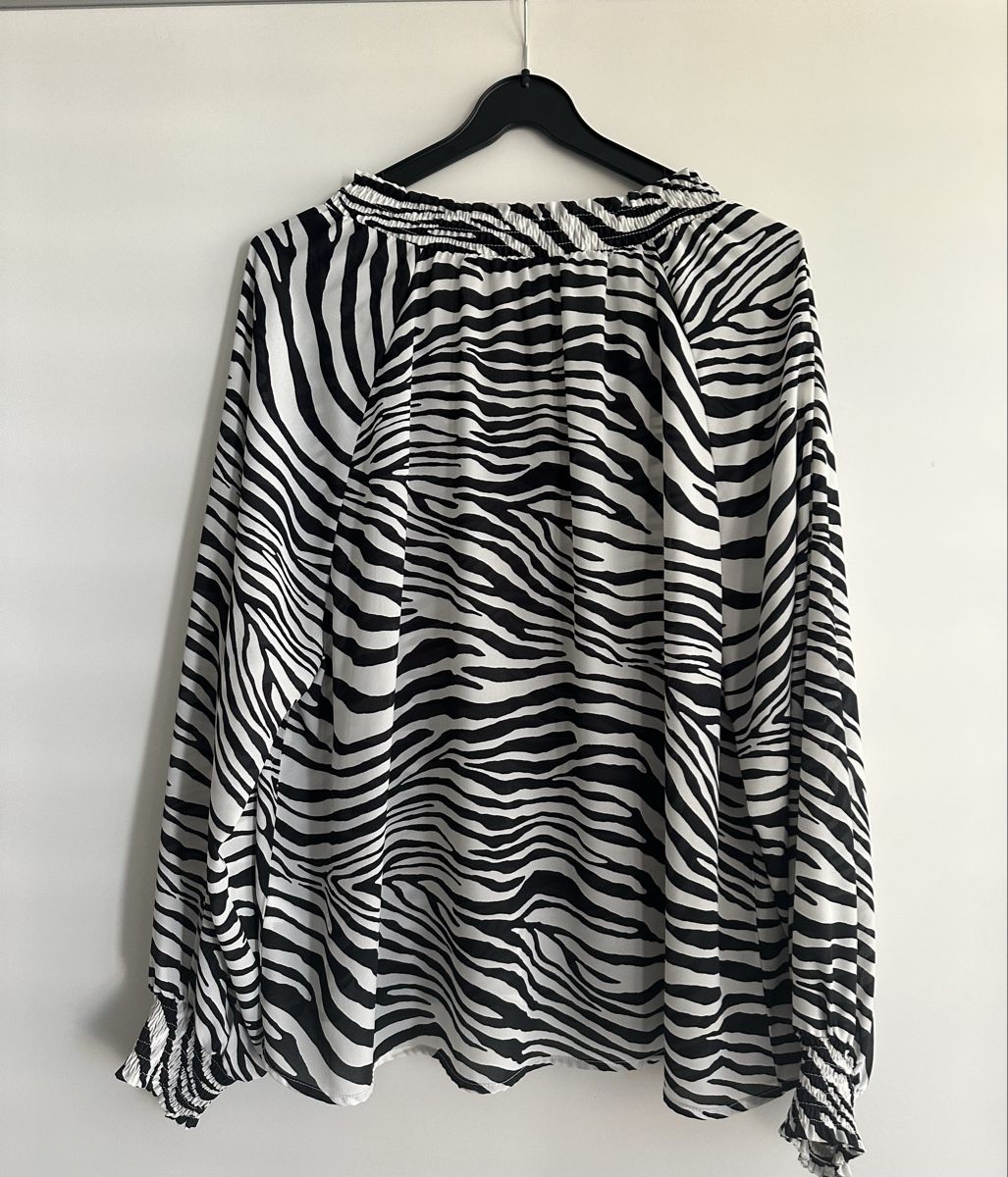 Monari Camicette: Monari Bluse Zebramuster Gr 40 – Nuovo (secondo la descrizione) da Hindelbank venduto da Surlie 7