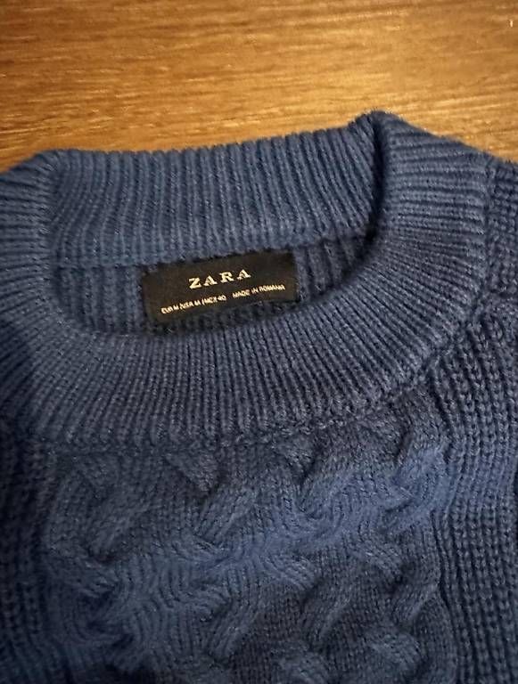 Pulls & Sweat-shirts: Cable knit Pullover – D'occasion à Zürich par btonyzh 1