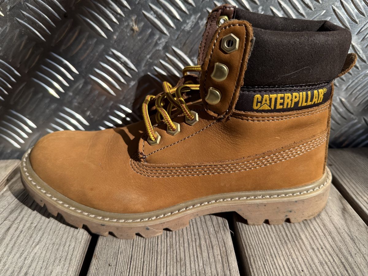 Caterpillar Scarpe da uomo: CATERPILLAR Lederschuhe  – Usato da Rüegsauschachen venduto da emme04