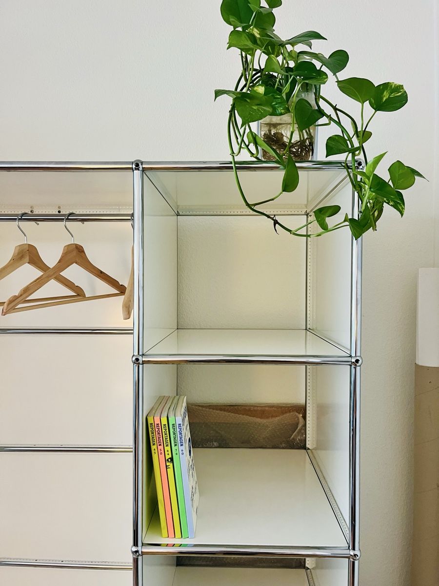 Armoires: USM Haller Kleiderschrank weiss  – D'occasion à Bern par MC_7z9t 1
