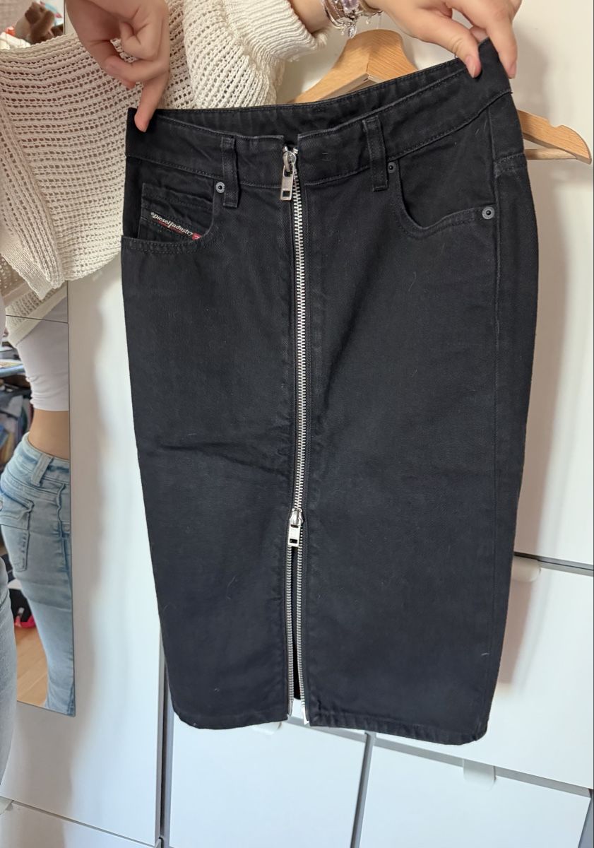 Diesel Röcke: JUPE EN JEAN DIESEL NOIRE – Neu (gemäss Beschreibung) aus Crissier von seikoruby