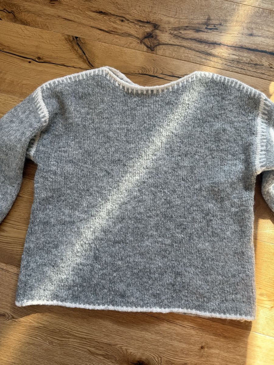 Maglioni & Felpe: Pullover Damen grau Grösse M – Usato da Hüttwilen venduto da sar_8gj7