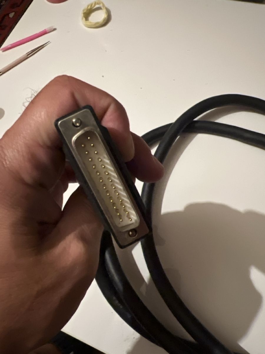 Kabel: Kabel D-Sub auf XLR gebraucht – Gebraucht aus Luzern von Virus-Sounds 1