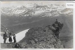 Wandergruppe auf dem Berg