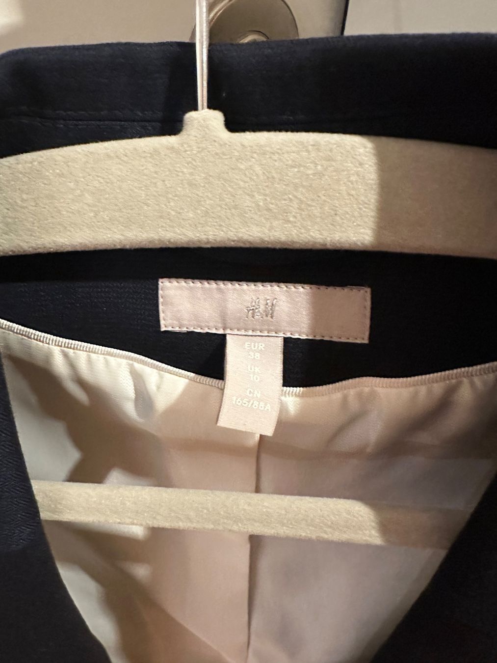 H&M Jacken: H&M - Blazer - Blau - 38 – Gebraucht aus Zürich von CharlotteAr 1