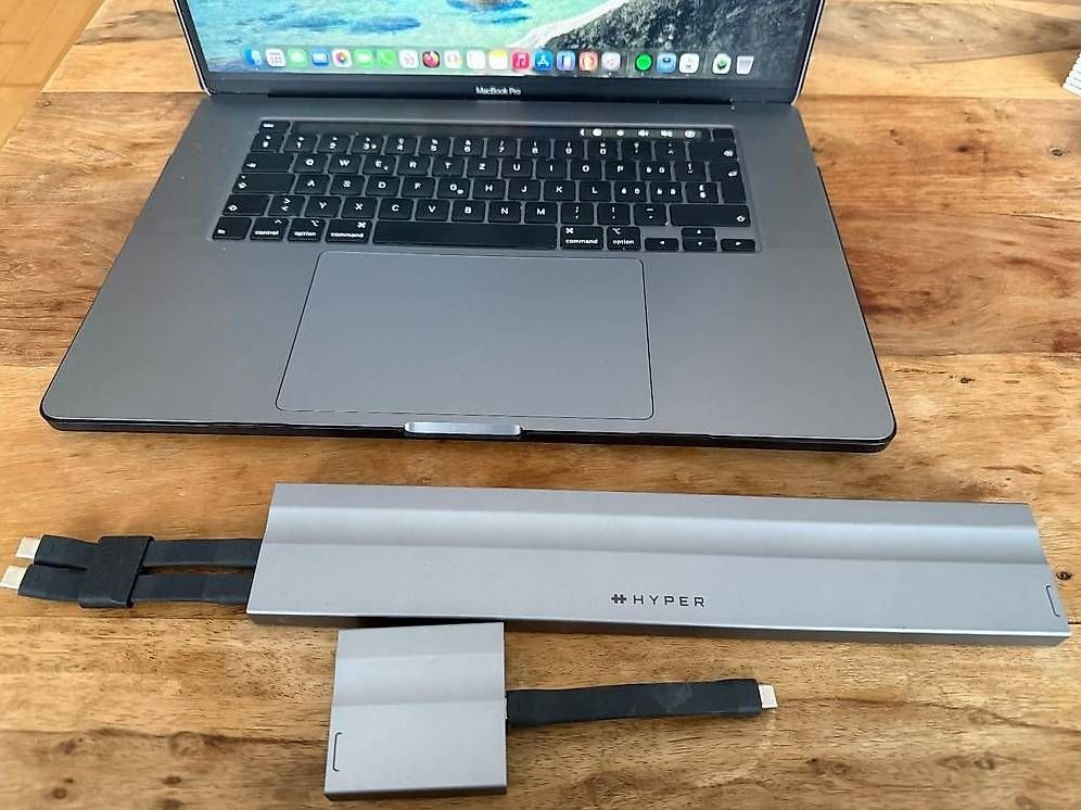 Apple Notebooks: wenig gebrauchtes Mac Book Pro 16" – Gebraucht aus Erlen von Mr.Binki 3