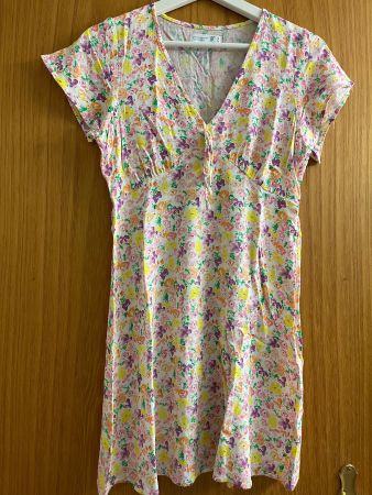 Röckli Primark Grösse 38 (eher kleiner)