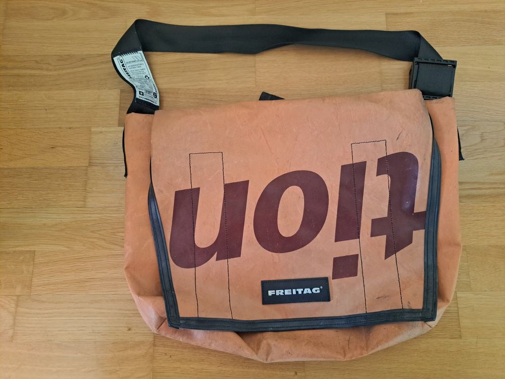 Comedy TV Show Make-up Tasche – Geschenk Für Fans, Beige, 23,5x17 Cm