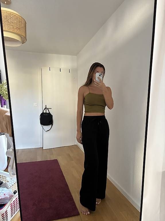 Tops: Crop Top Khaki – Gebraucht aus Bern von Milie.Lou