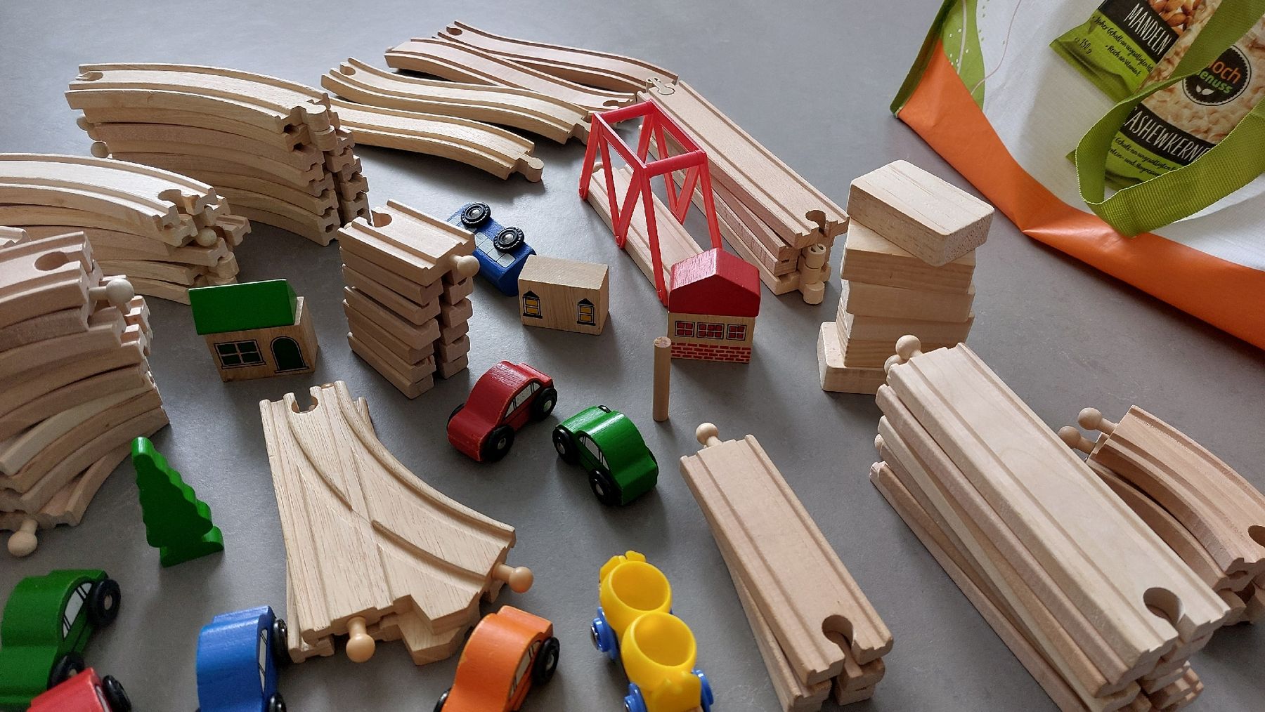 Jouets: Holzeisenbahn – D'occasion à Davos Platz par anton85 5