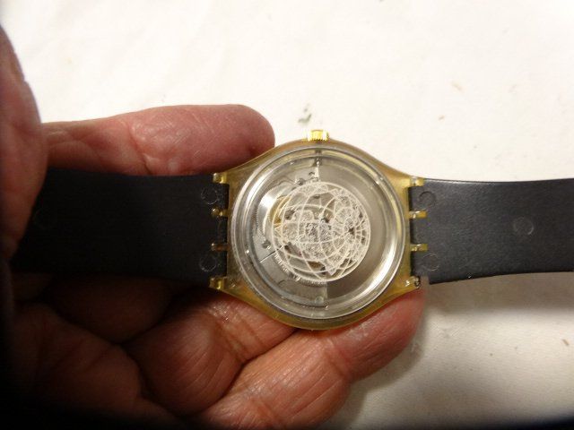Swatch Montres: S-WATCH HERREN AUTOMATIC UHR,SCHON LÄÜFT – D'occasion à zürich par ahmad01 7