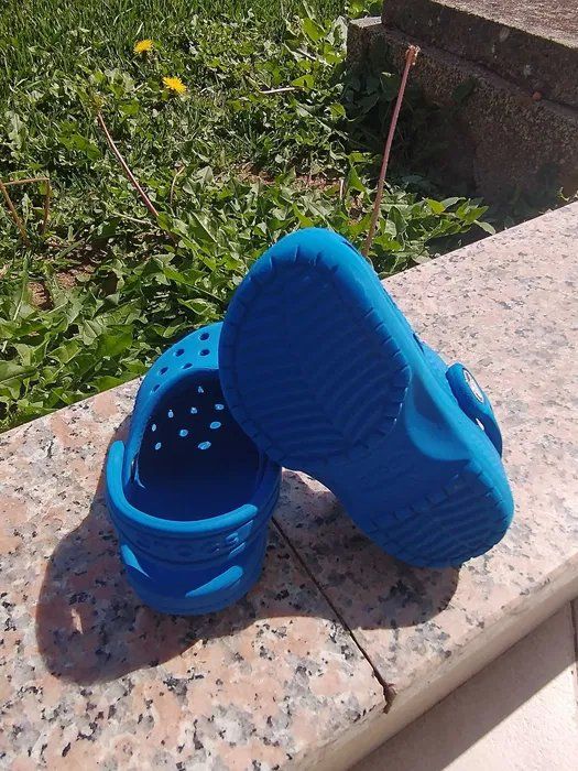 Crocs Chaussures garçon: Original Crocs Clogs Kinder Gr. 24-25 C8 – D'occasion à Flums par Inna77 2