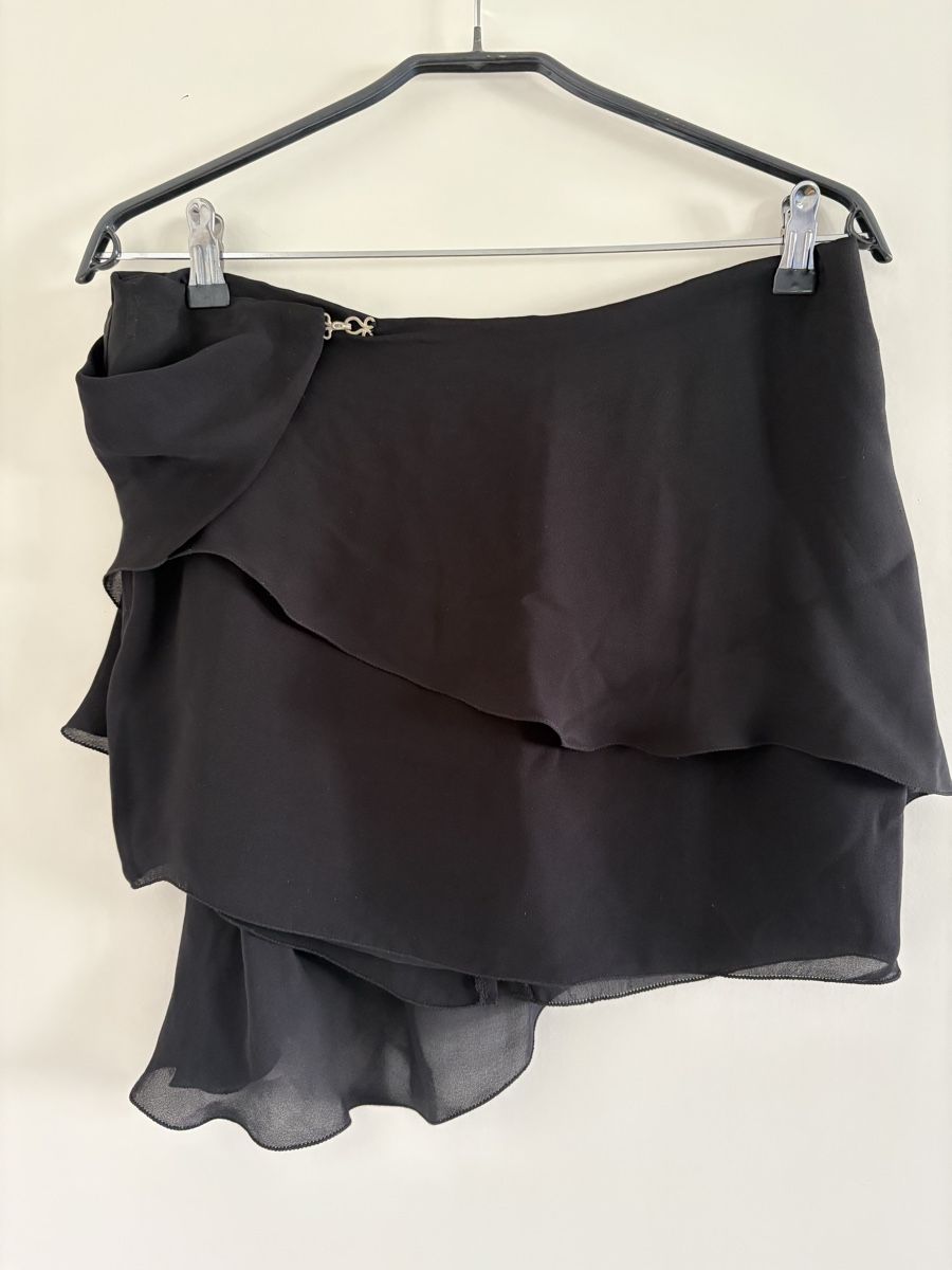 Gonne: Acne Studios Minirock Grösse 38 schwarze Seide, neuwertig  – Nuovo (secondo la descrizione) da Zürich venduto da wei_8n2l 2
