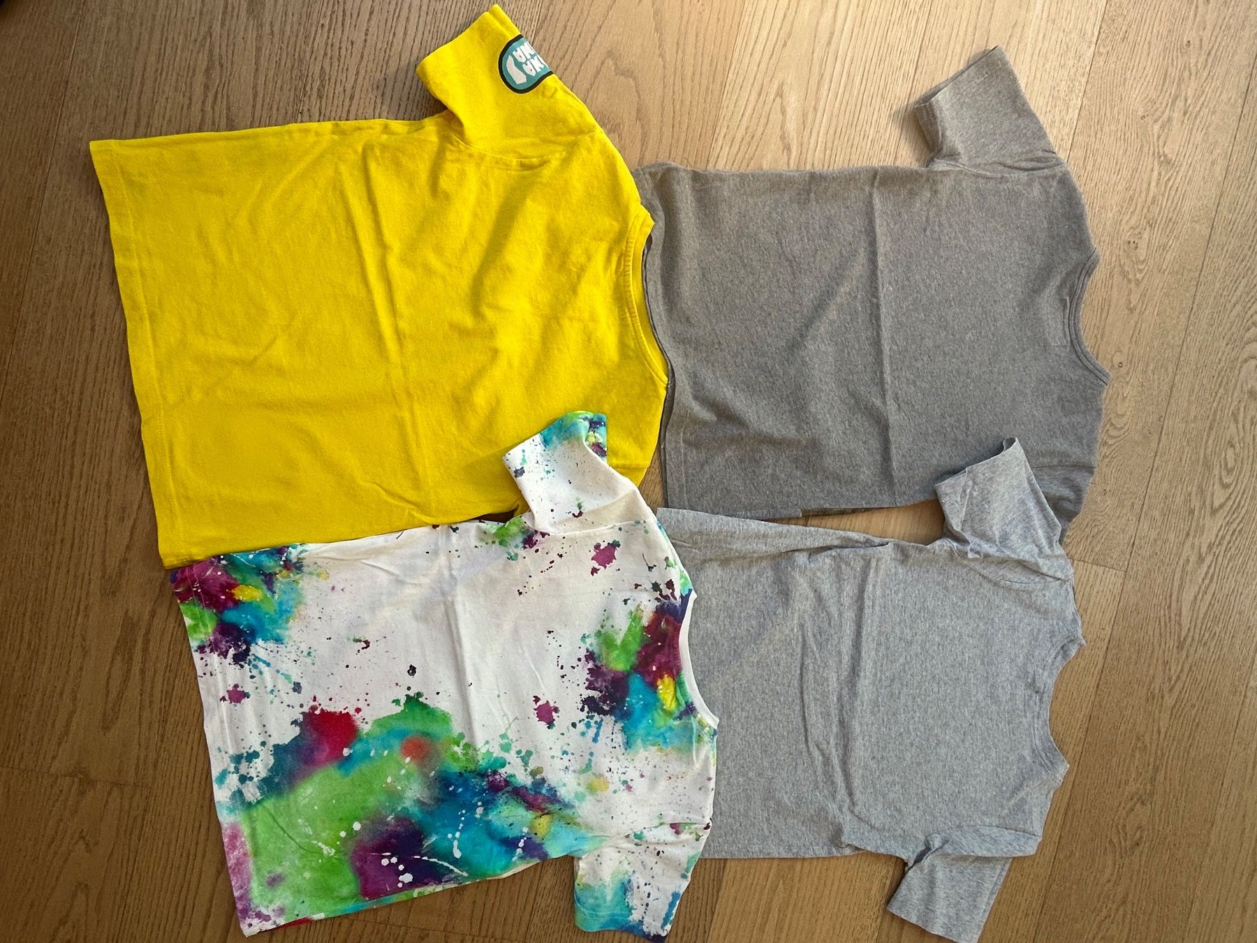 Next Camicie, T-shirt & Polo: T- Shirts Gr. 122/ 128 – Usato da Rothrist venduto da szc_9dg5 1