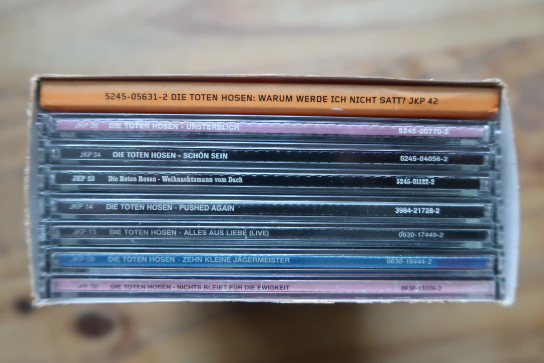 CD: DIE TOTEN HOSEN - DIE SINGLE-BOX 1995-2000 - BOXSET CD – Usato da Basel venduto da Patiscat 3