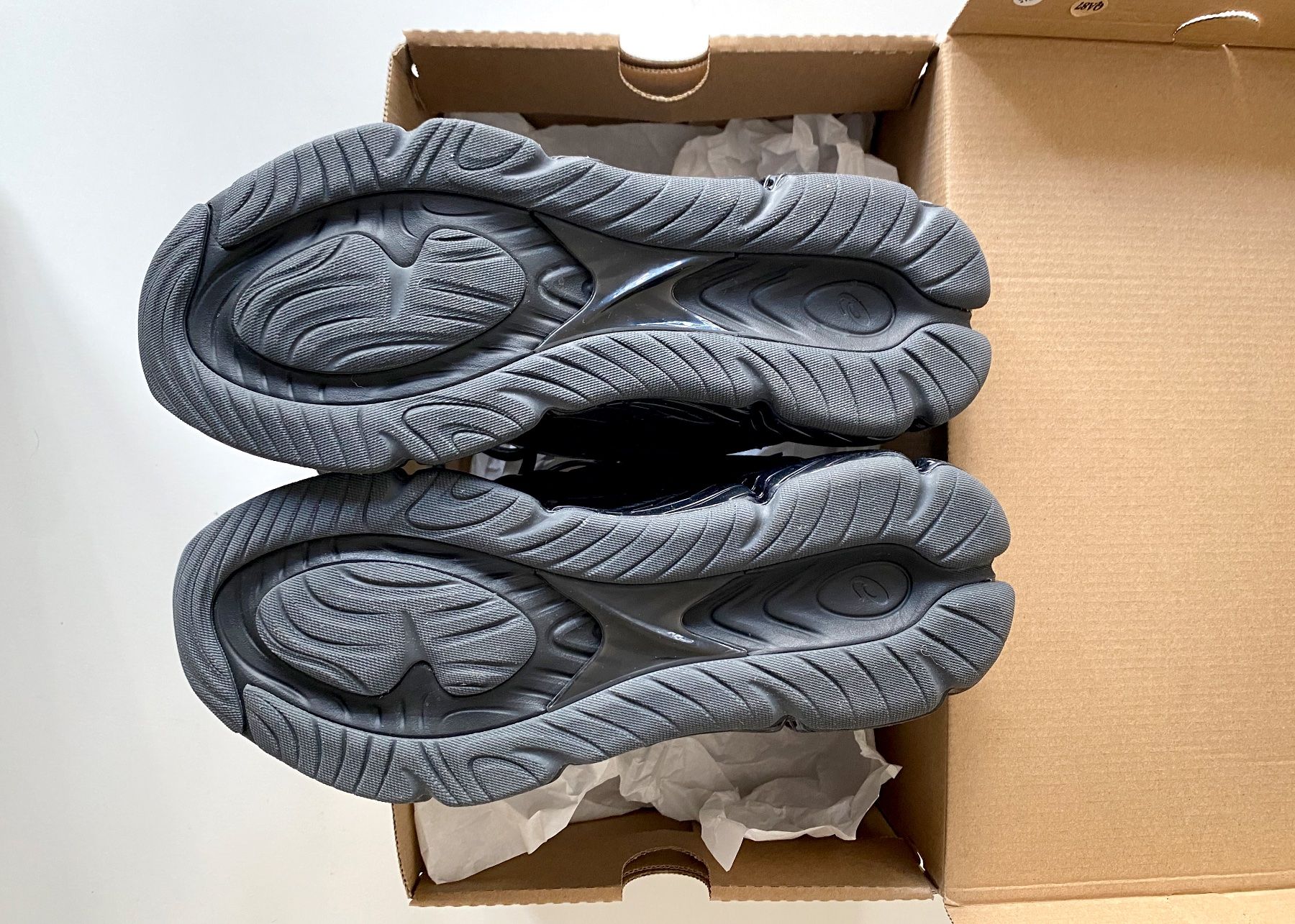 Asics Scarpe da uomo: Asics x Studio Nicholson GEL Quantum 360 VIII – Nuovo e nell'imballaggio originale da Basel venduto da Roooooon 6