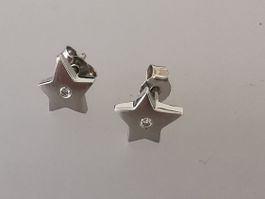 750/-  WG - Ohrstecker 'Stern' mit echten Brillanten
