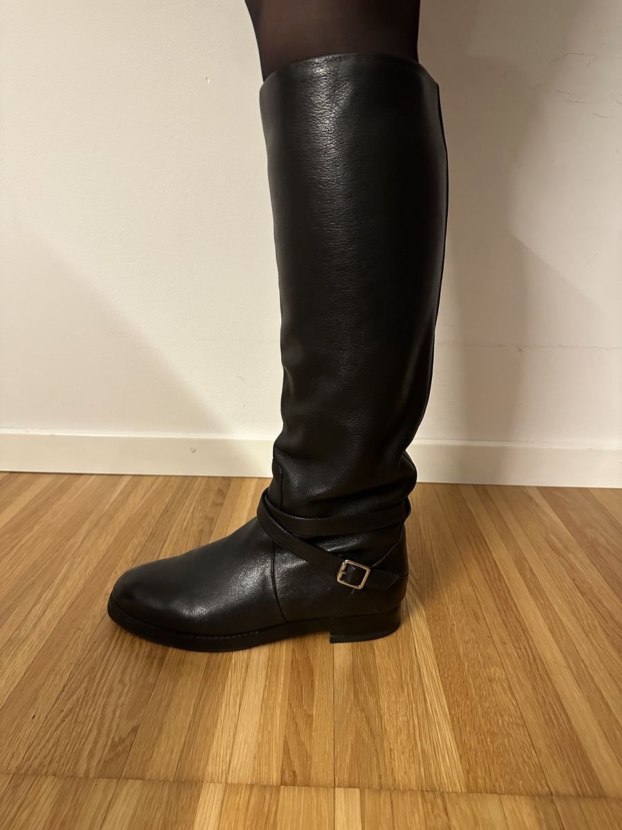 Chaussures femmes: Schwarze Lederstiefel Gr. 39 – D'occasion à Sursee par Ele_t6pb