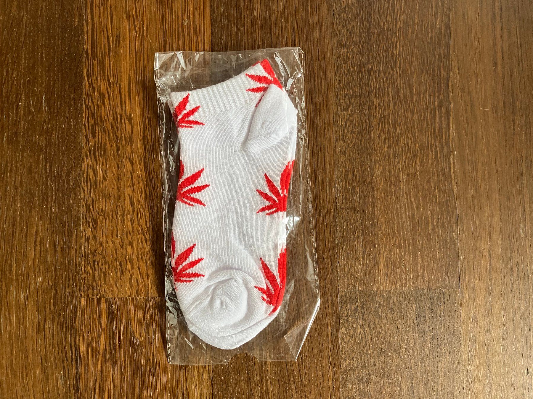 Socken: Socken Baumwolle, Grösse 38 - 42, Hanfblatt – Neu und originalverpackt aus Unterstammheim von dbo_5dgb