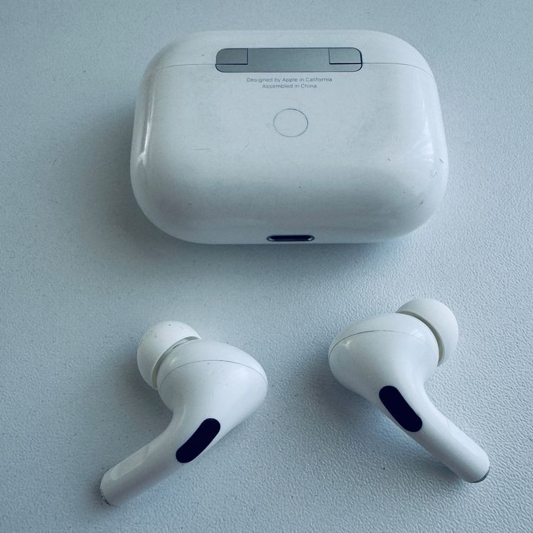 Apple Kopfhörer: Original Apple AirPods Pro 1 Gen. Wireless USB-C Kabel – Gebraucht aus Basel von MY.AIRPODS.SHOP 3