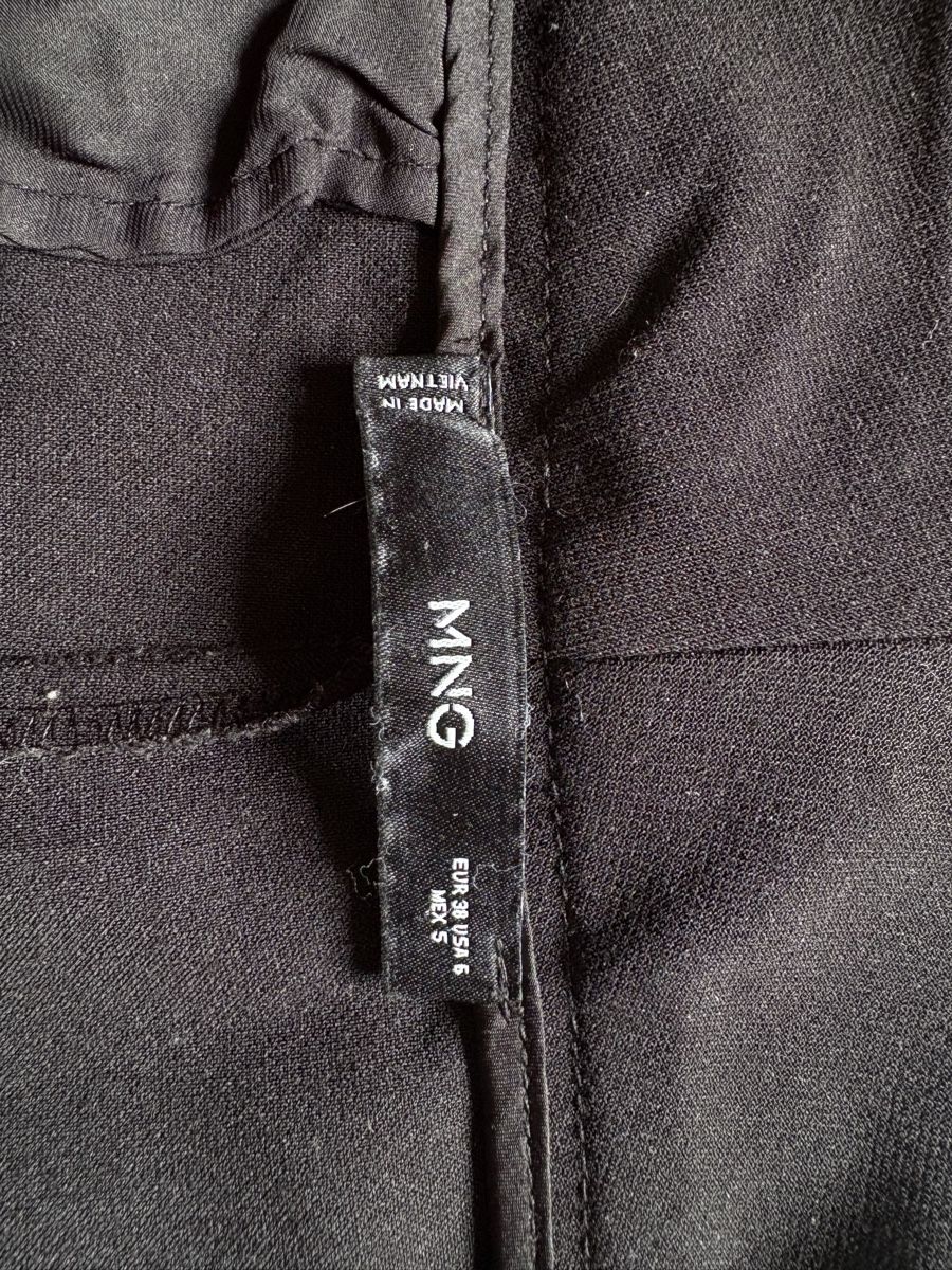 Mango Pantaloni: Mango Stoffhose Schwarz Gr. 38 – Usato da Grindelwald venduto da Kikaa99 3