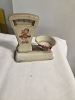 Antike Blech-Spielzeugwaage 