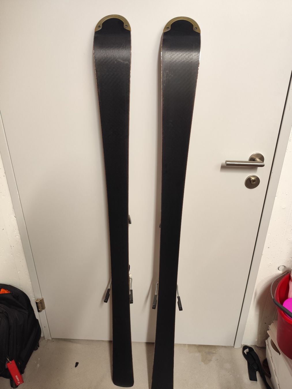 Skis: Sufine Infinity Ski mit Bindung gebrauchter Zustand – Gebraucht aus Zürich von Cris32 1
