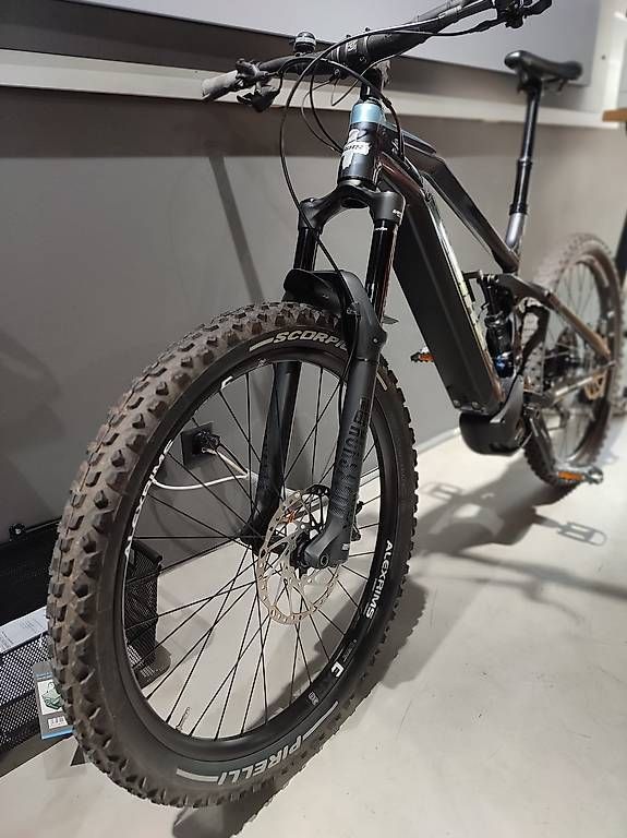 Velos: BIXS SAUVAGE E25 MARIPOSA - OCCASIONE – Gebraucht aus Rivera von inf_qr2h 1