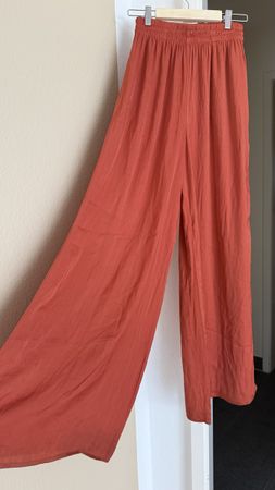 Luftige Hose von Zara, Grösse XS