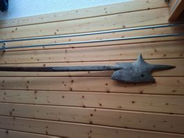 Hellebarde Marignano Kreuzmuster Holzgriff Replica 130cm