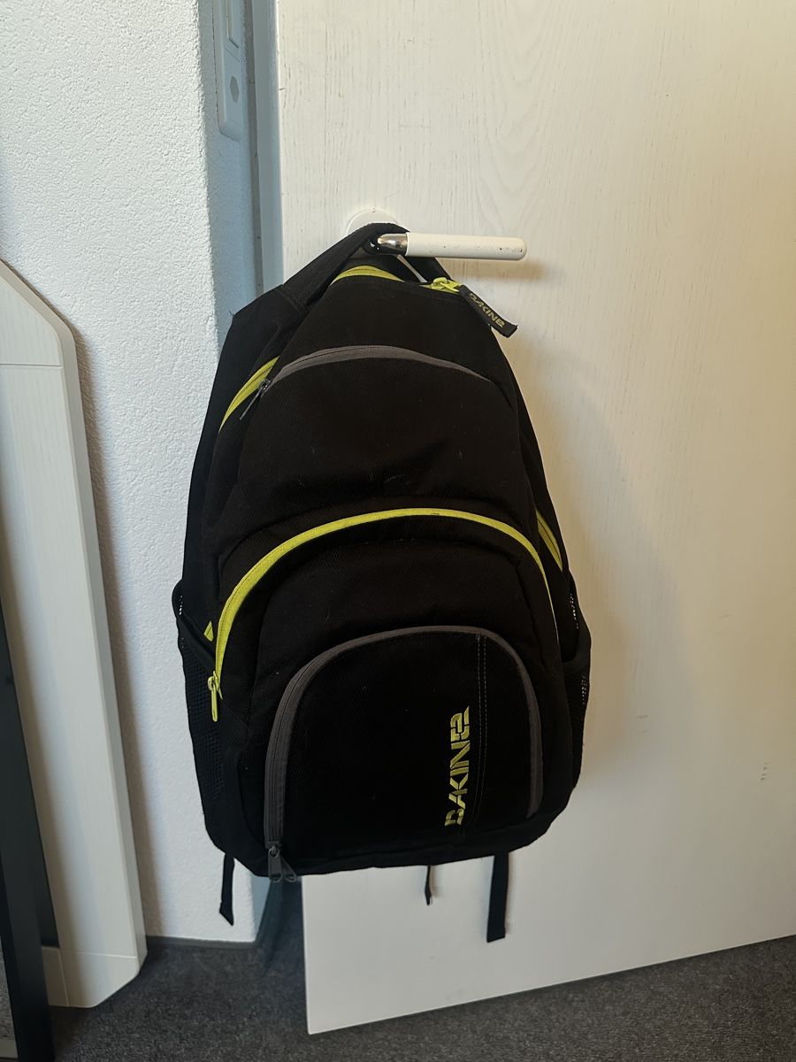 Dakine Rucksäcke: Schulrucksack – Gebraucht aus Diepoldsau von 5surfer 2