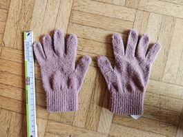 Handschuhe geschätzt 4/5 Jahre
