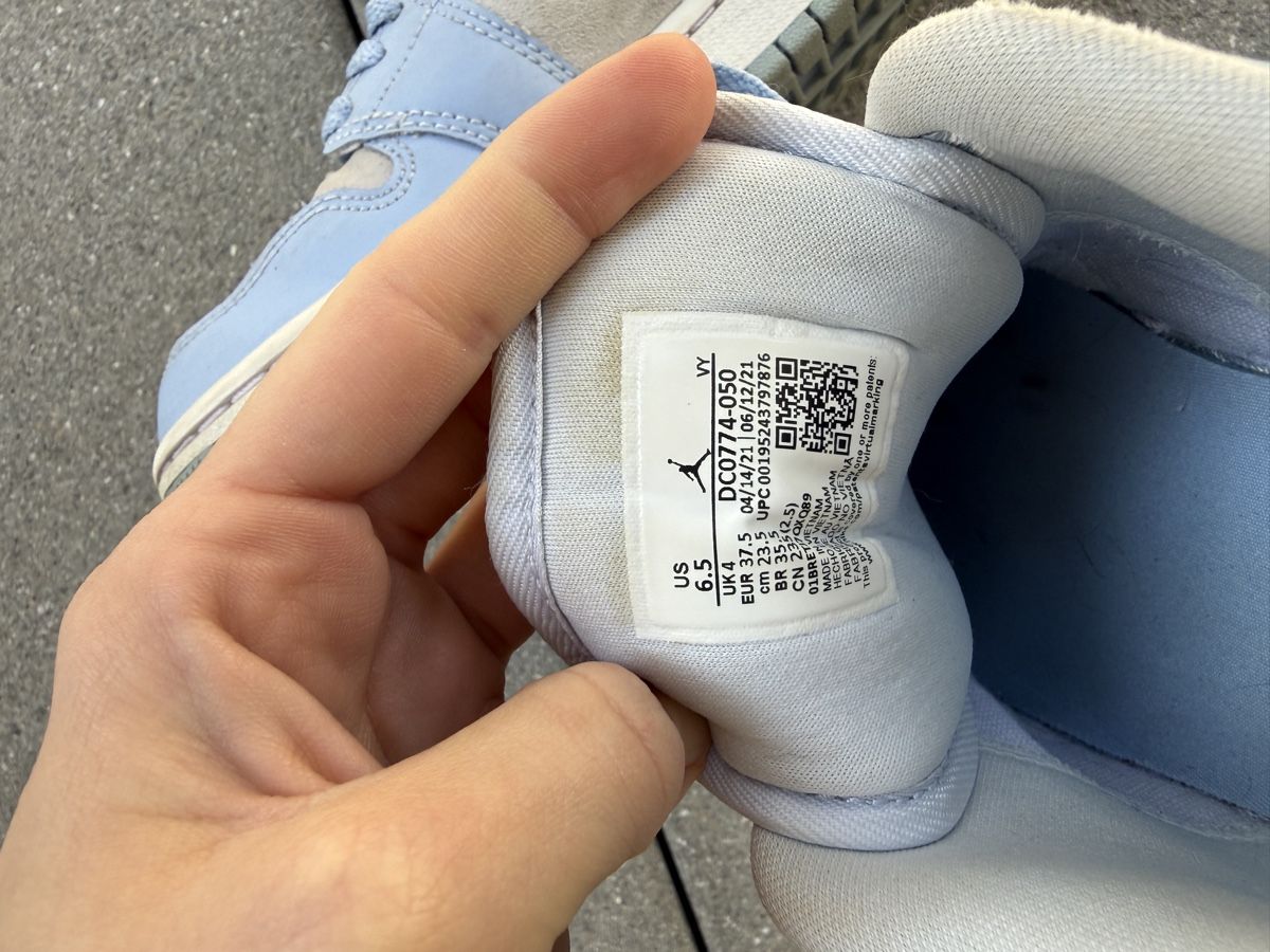 Jordan Scarpe da uomo: Nike Air Jordan 1 Low, Grösse 37.5 – Usato da Bülach venduto da tamara1301 3