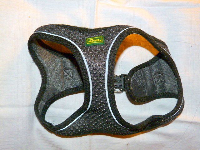 Hunter Leine & Halsband: Hundegeschirr Hunter Hilo Comfort, anthrazit, Gr. S % – Gebraucht aus Nunningen von mercury-4-dogs