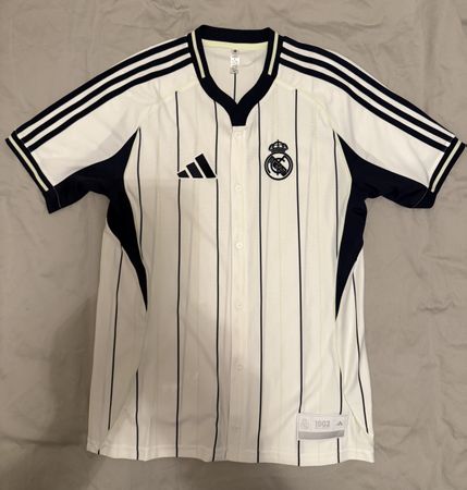 Real Madrid Adidas Baseball Jersey Gr. M - Neuwertig! 2025