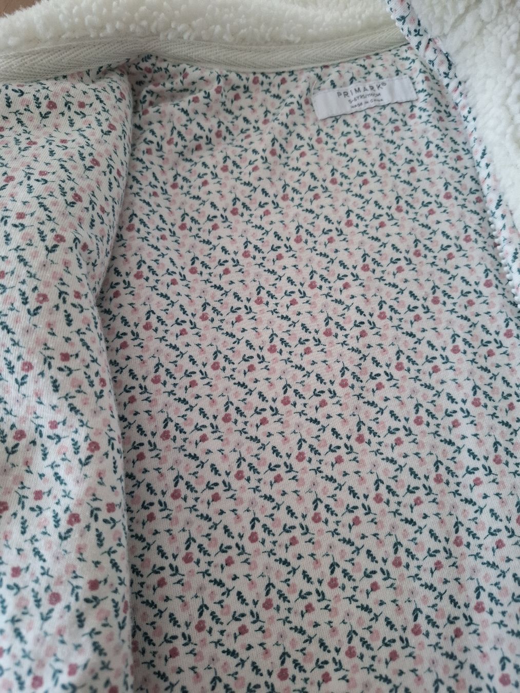 Primark Giacche & Cappotti: Teddyjacke gr. 116 – Usato da Hohtenn venduto da Babs87 1