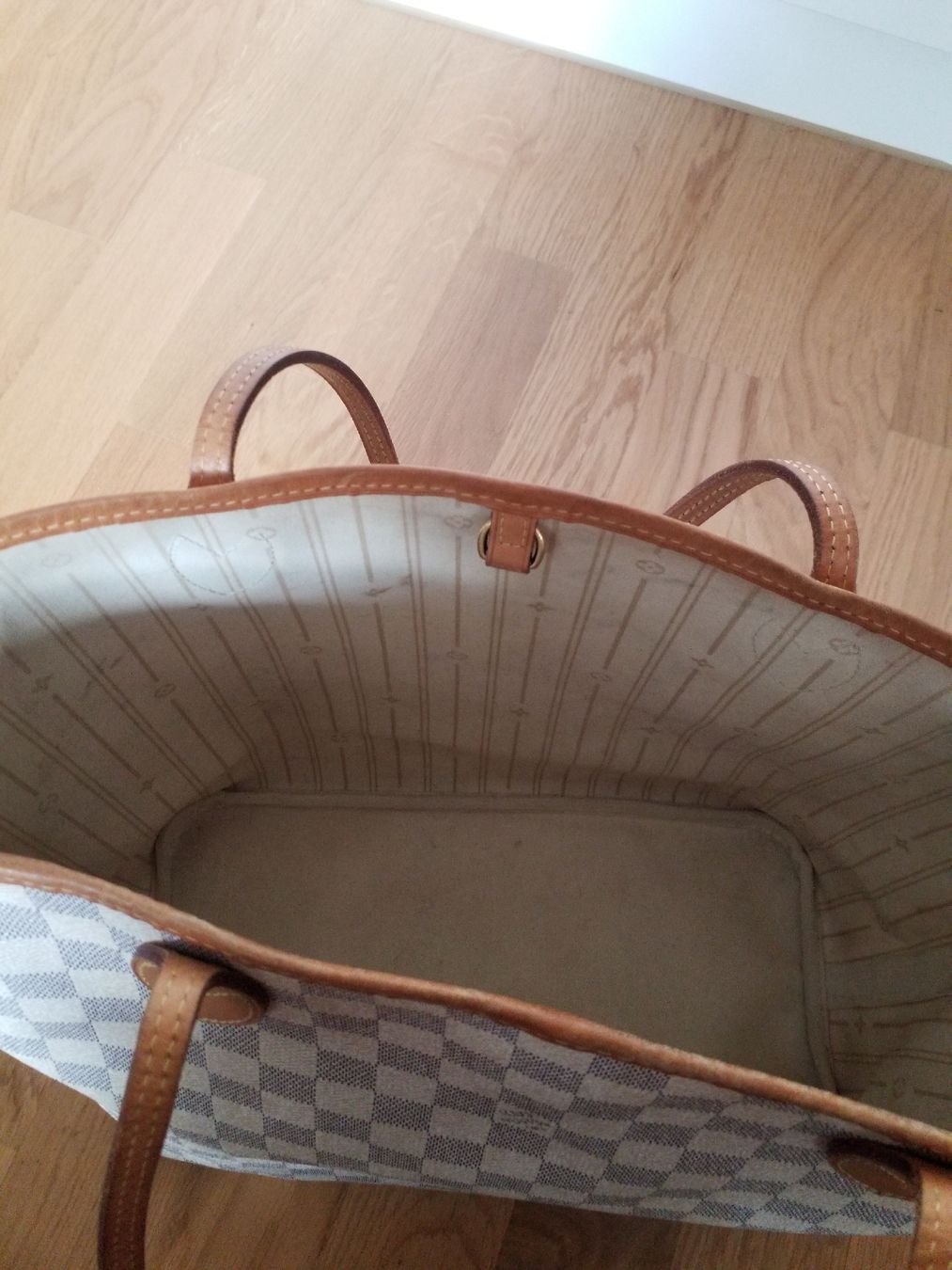 Louis Vuitton Borse da donna: Louis Vuitton Neverfull MM – Usato da Luzern venduto da _Lobster_ 7