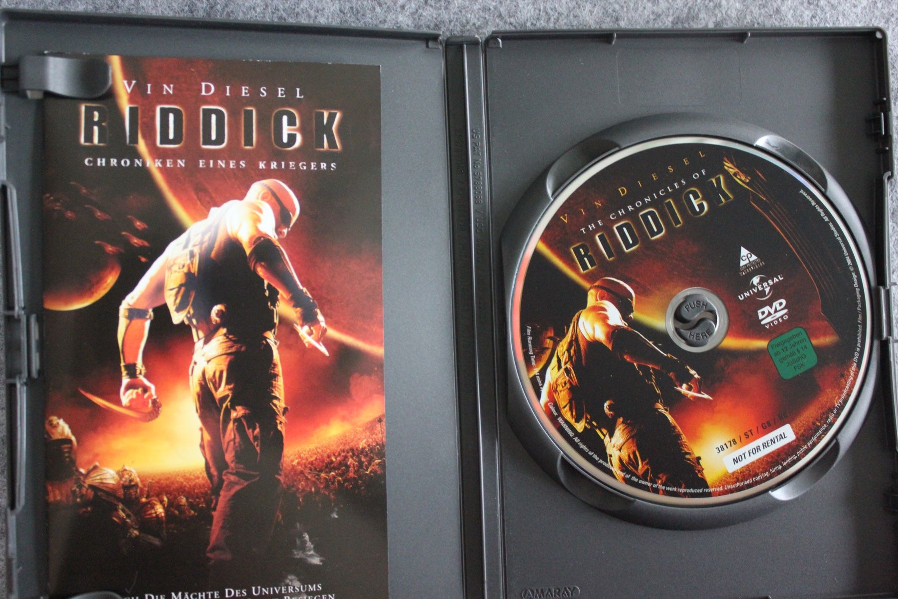 Alle DVDs: Riddick Chronicken eines Kriegers DVD ( 1752) – Gebraucht aus Geroldswil von Schlumpfine1973 1