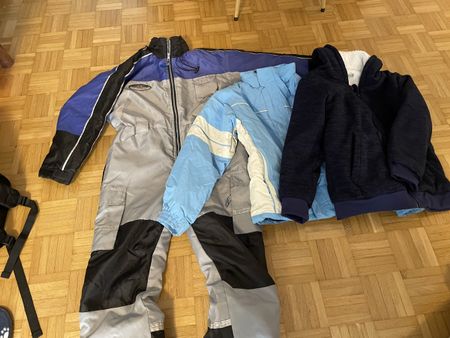 Herbst-Winterpaket Skianzug und Jacken Mädchen Gr. 152-158