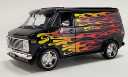 CHEVROLET G-SERIES VAN 1976 THE HOT BOX BLACK 1:18 GMP