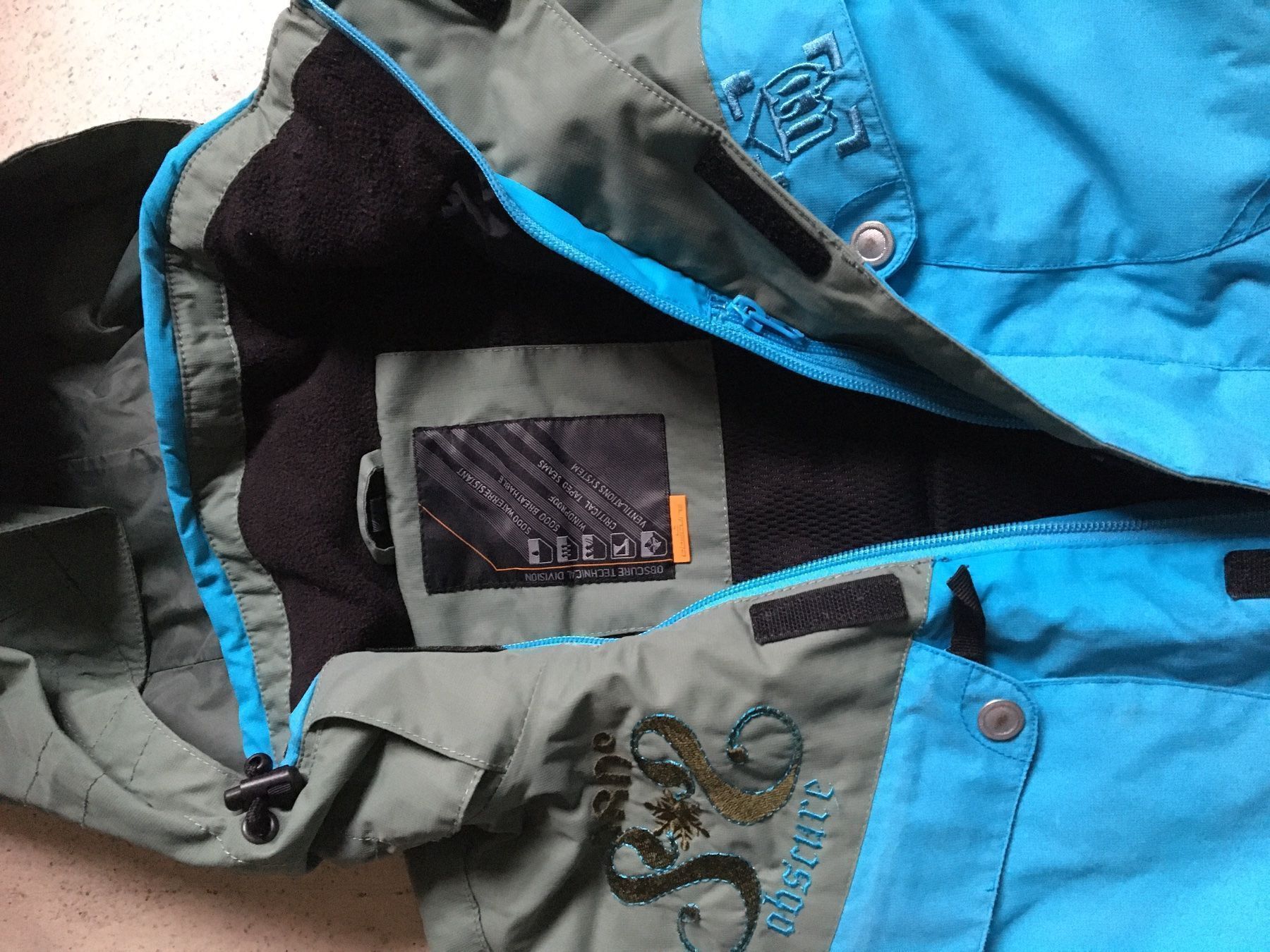Obscure Vestes & Manteaux: Skijacke 152 – D'occasion à Arth par Vrecam51 1