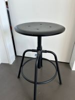 Hocker schwarz