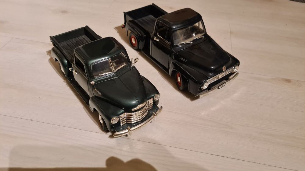 Camion Dépanneuse Road Legends – Ford F-100 1953 – Échelle 1:18 – Moulé Sous Pression (NEUF Sans Boîte)