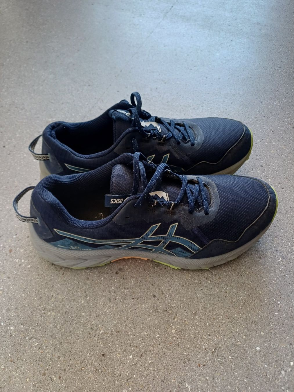 Asics Herrenschuhe: Asics Herrentrail / Trail Homme – Gebraucht aus Giffers von stephaniew03 2